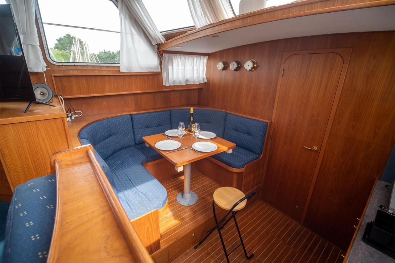 Vedette Hollandaise De 13 M Pour Sejour Insolite Hotel Nivillac Ngoại thất bức ảnh